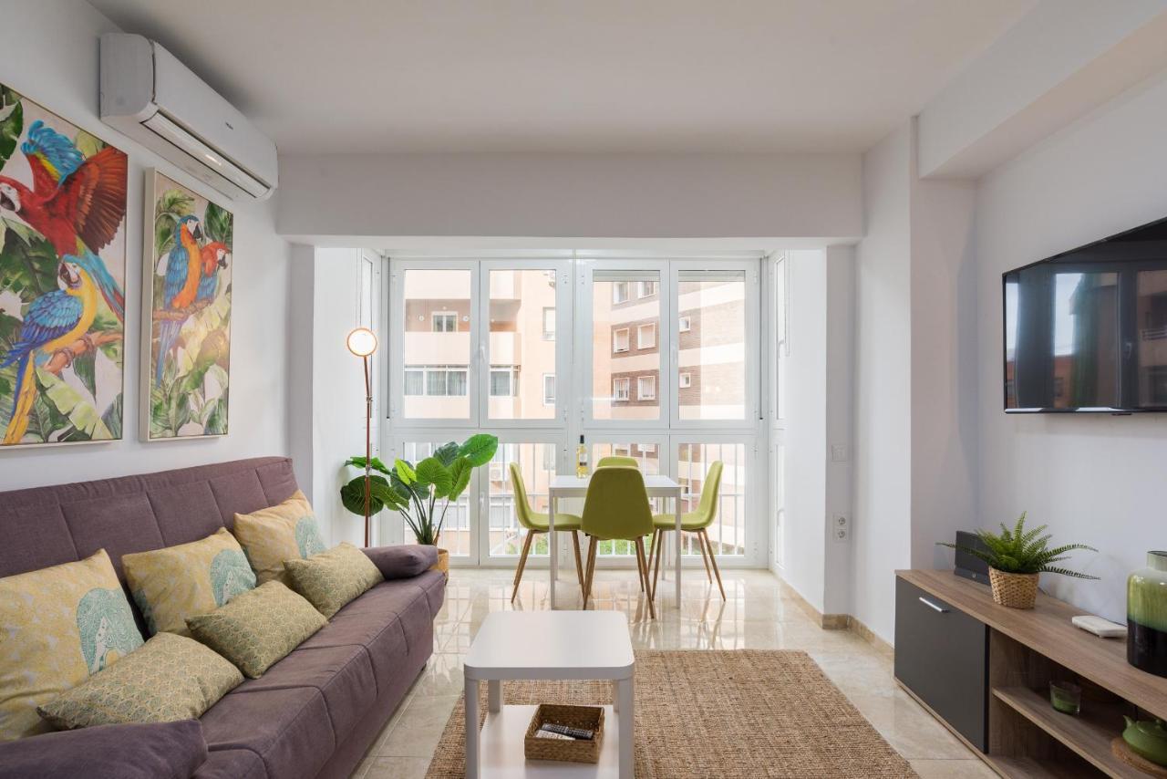 Mp5-Just Renovated Apartment Right On The Beach Málaga Exteriör bild