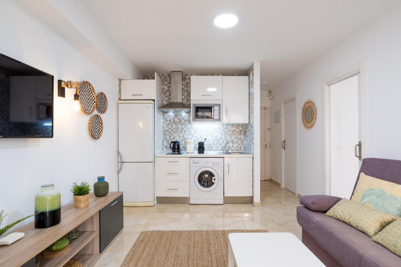 Mp5-Just Renovated Apartment Right On The Beach Málaga Exteriör bild