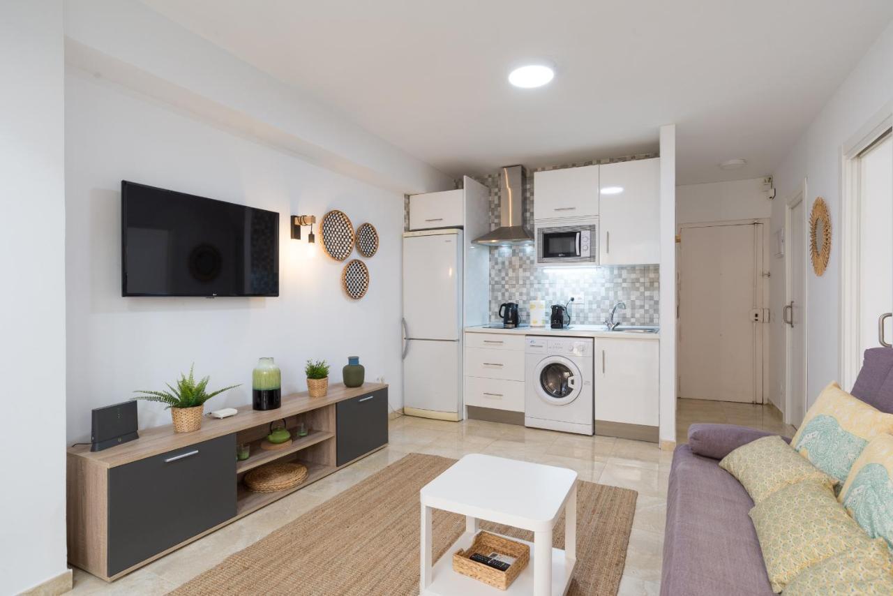 Mp5-Just Renovated Apartment Right On The Beach Málaga Exteriör bild