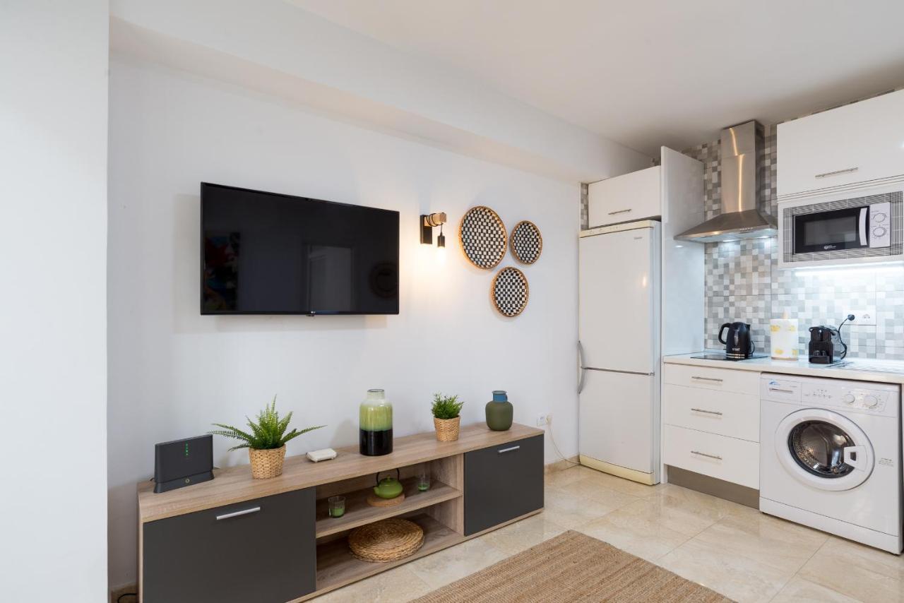 Mp5-Just Renovated Apartment Right On The Beach Málaga Exteriör bild