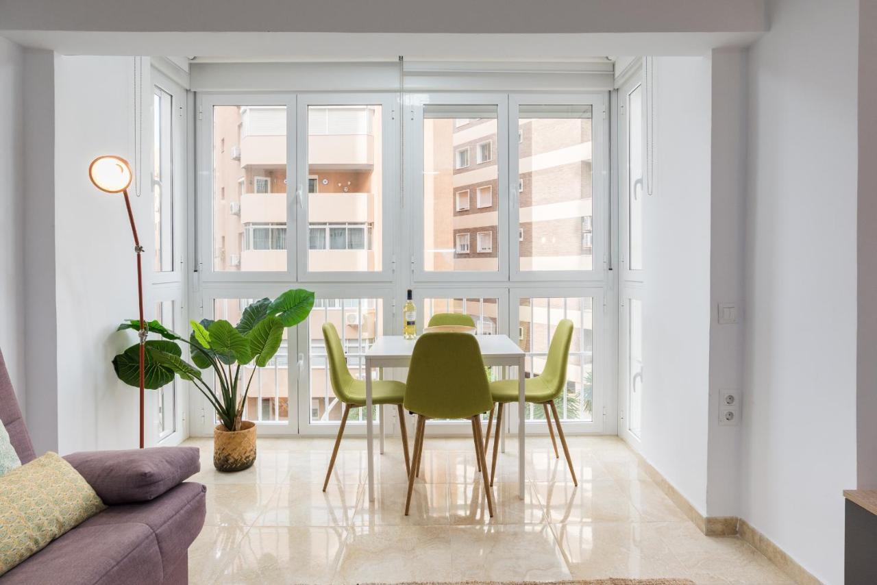 Mp5-Just Renovated Apartment Right On The Beach Málaga Exteriör bild